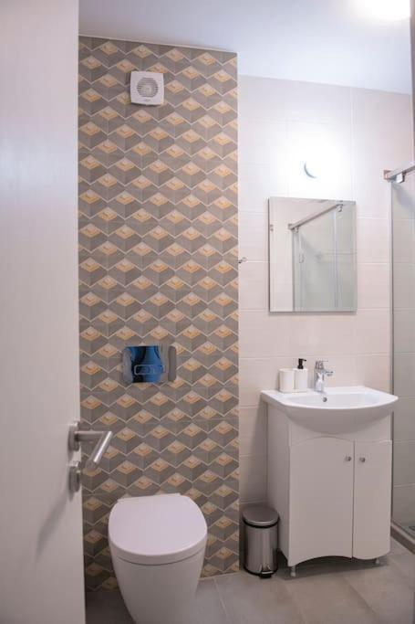 Oslo: A Modern Furnished Apartment With Parking Sofia Bagian luar foto
